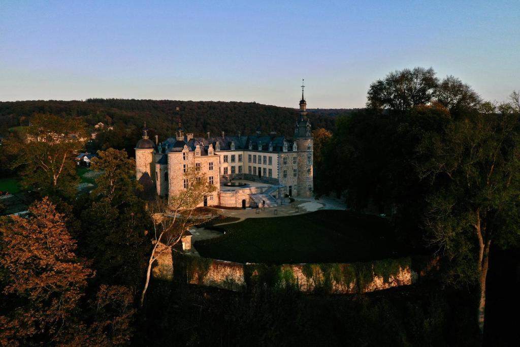 Le Château De Mirwart - Luksemburg