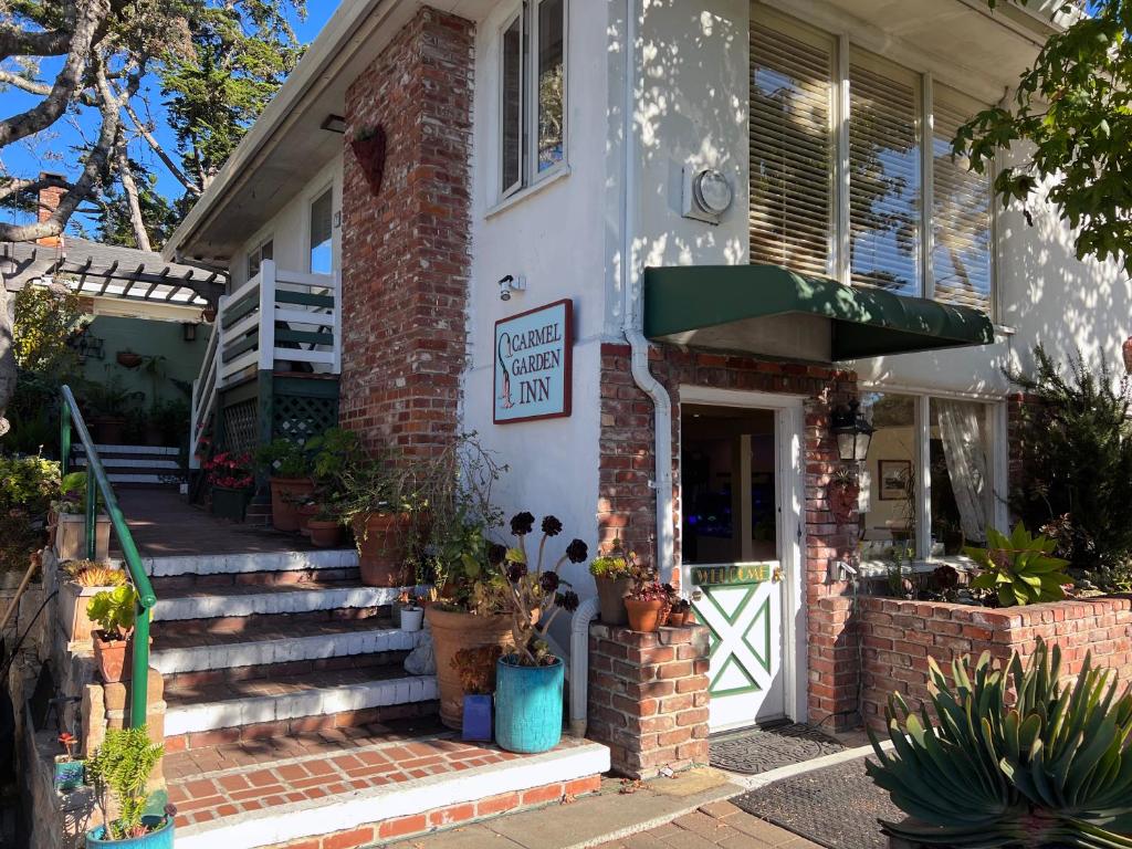 Carmel Garden Inn - Monterey, CA