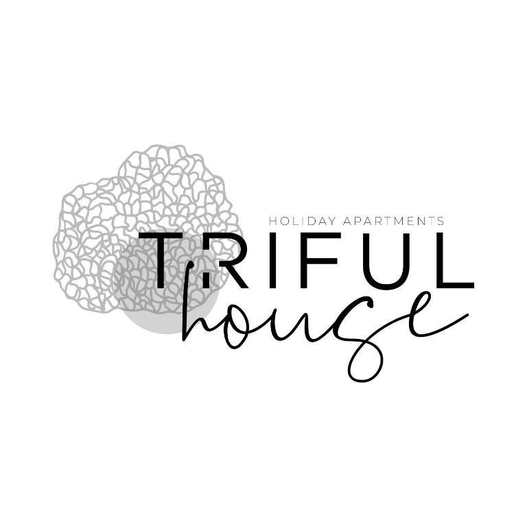 trifulhouse holiday apartments: entire building - Alba