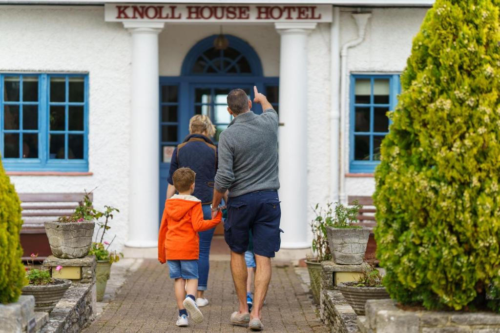 Knoll House - Poole