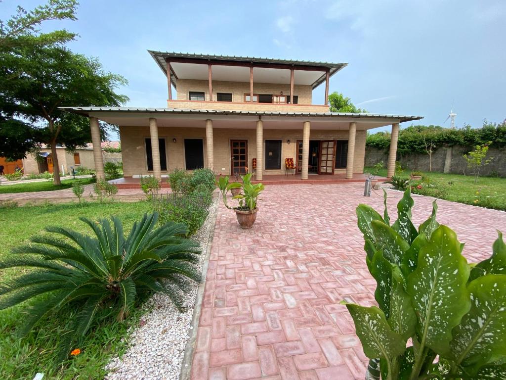 Ama Batokunku Resort - The Gambia