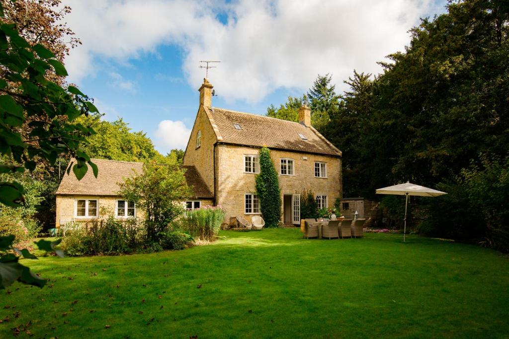 Temple Guiting Cottage - Warwickshire
