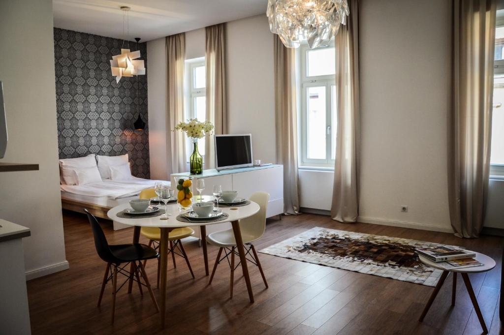 Baross Boutique In Center - City View Apt - Győr