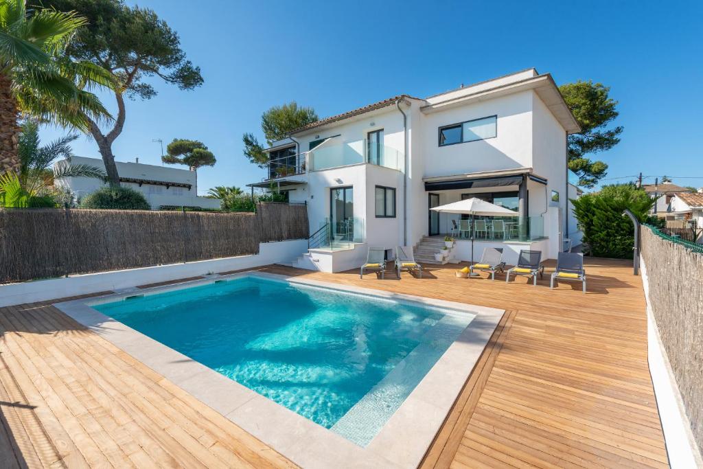 Villa Casa Marian for 8 with swimming pool, garden and close to beach - Mallorca