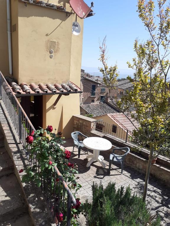 La Spiaggina - Apartment With Patio Near Piazza Grande - Montepulciano