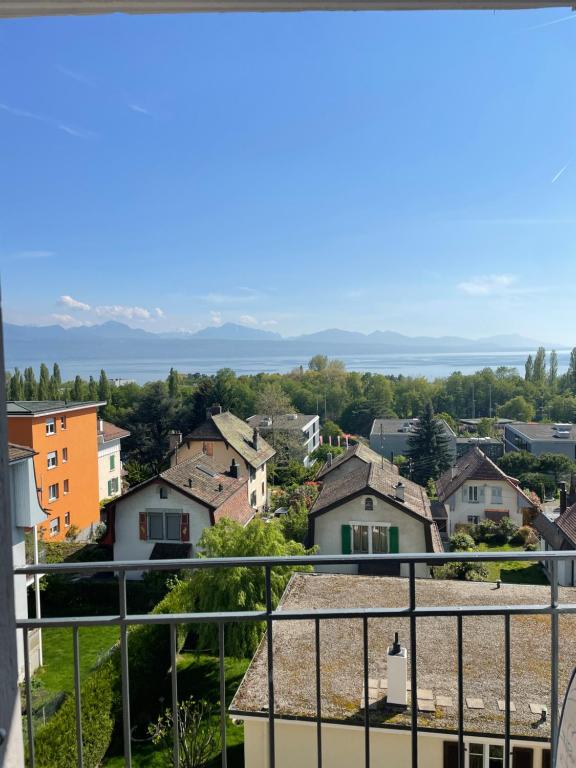 Lake View Lausanne - Renens