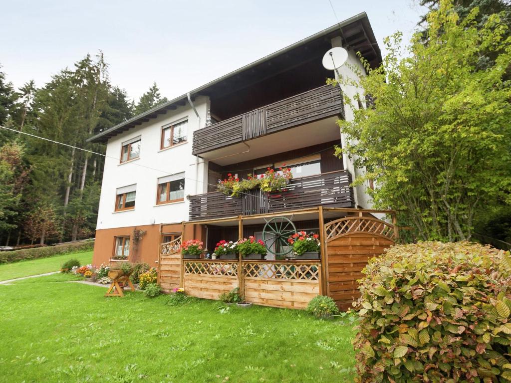 Cosy And Spacious Apartment With Balcony In The Black Forest - Waldachtal