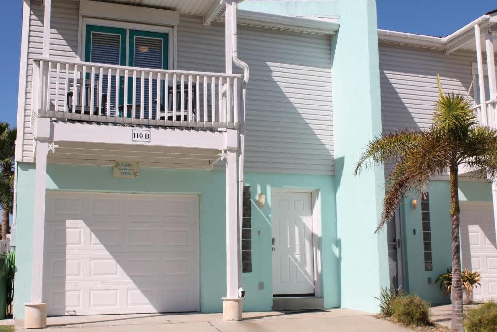 Cognito Townhouse Home - South Padre Island