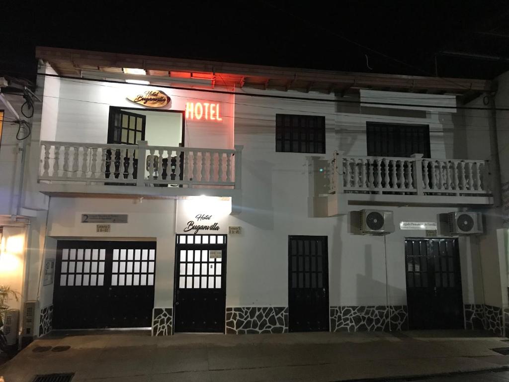 Hotel Buganvilla - Guaduas, Colombia