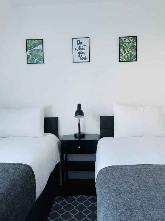 Cheerful 5-bedroom With Free Parking - Aeropuerto de Brístol (BRS)