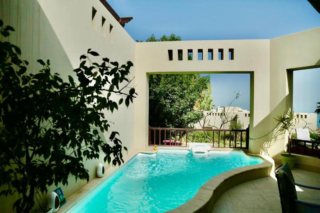 Private Guest House In Five Stars Resort - Ras al Khaimah