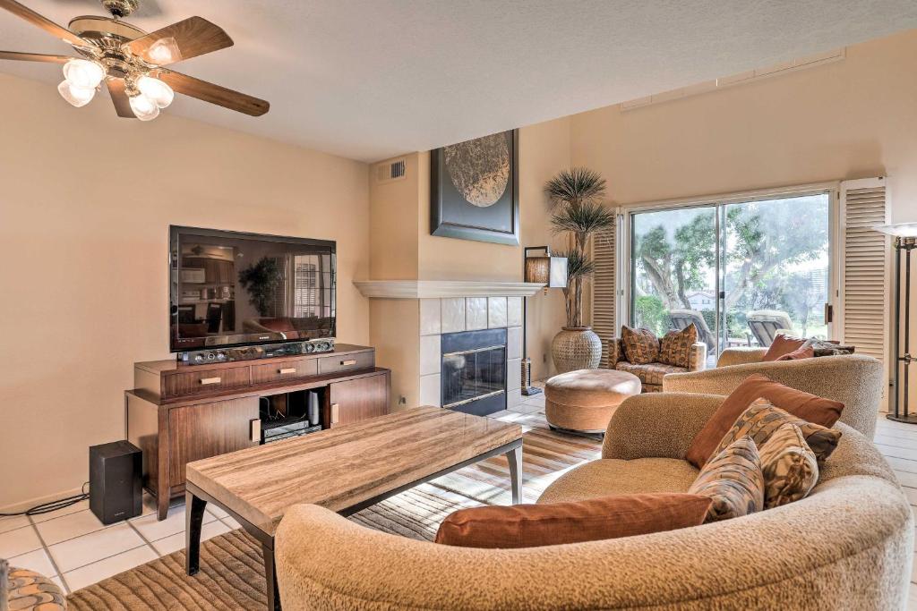 Palm Desert Townhome with Country Club Access! - Palm Desert