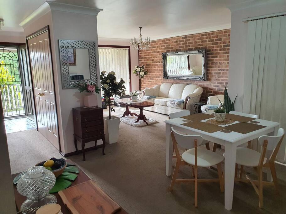 The Junction Estate Cool Calm Cozy A Home N Host Property - Lithgow