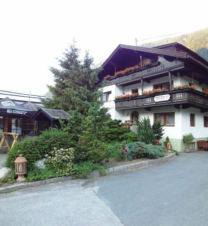 Bergsteiger-zimmer Pension Obermair - Mayrhofen