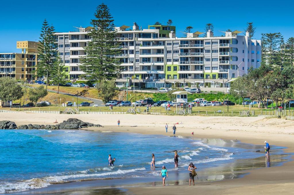 Sandcastle Apartments - Lighthouse Beach, New South Wales