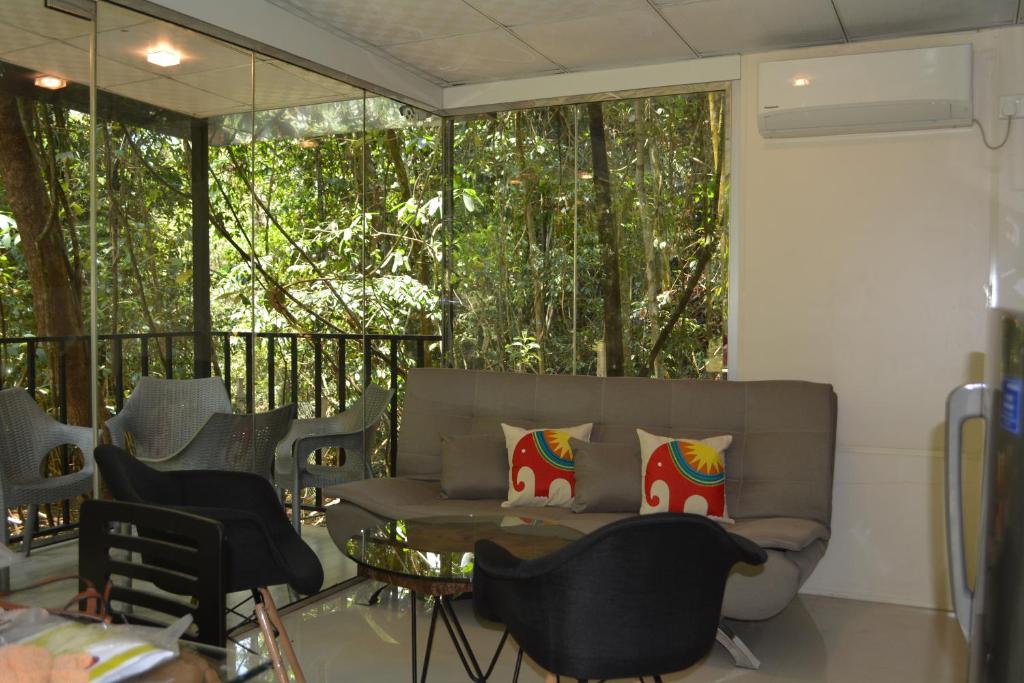 Shadow Grove Camping & Cabins Kitulgala - 스리랑카