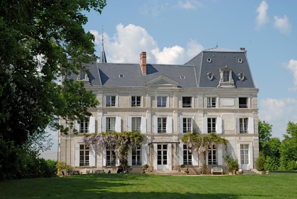 Chateau De La Puisaye - Eure