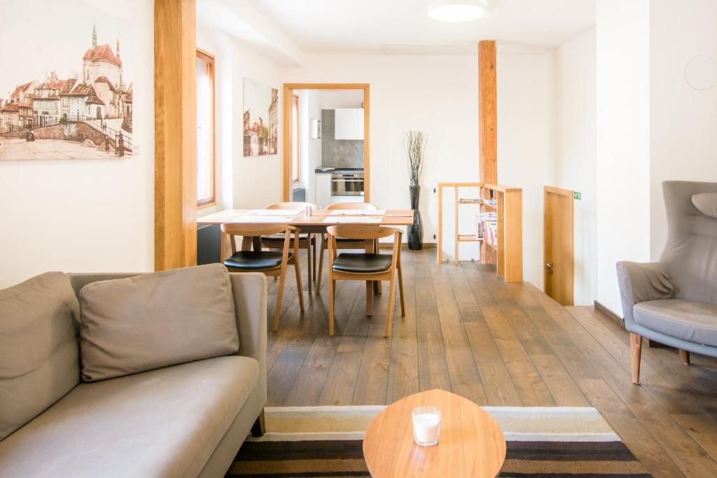 Modern Apartment In A Picturesque 15th-century Building - Praag