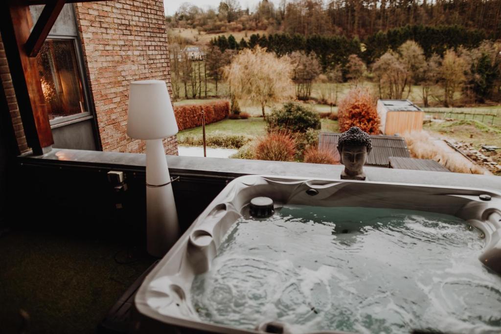 At Home - Jacuzzi Privatif - Andenne
