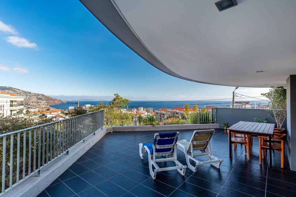 Virtudes Ocean View With Pool By Hr Madeira - Funchal