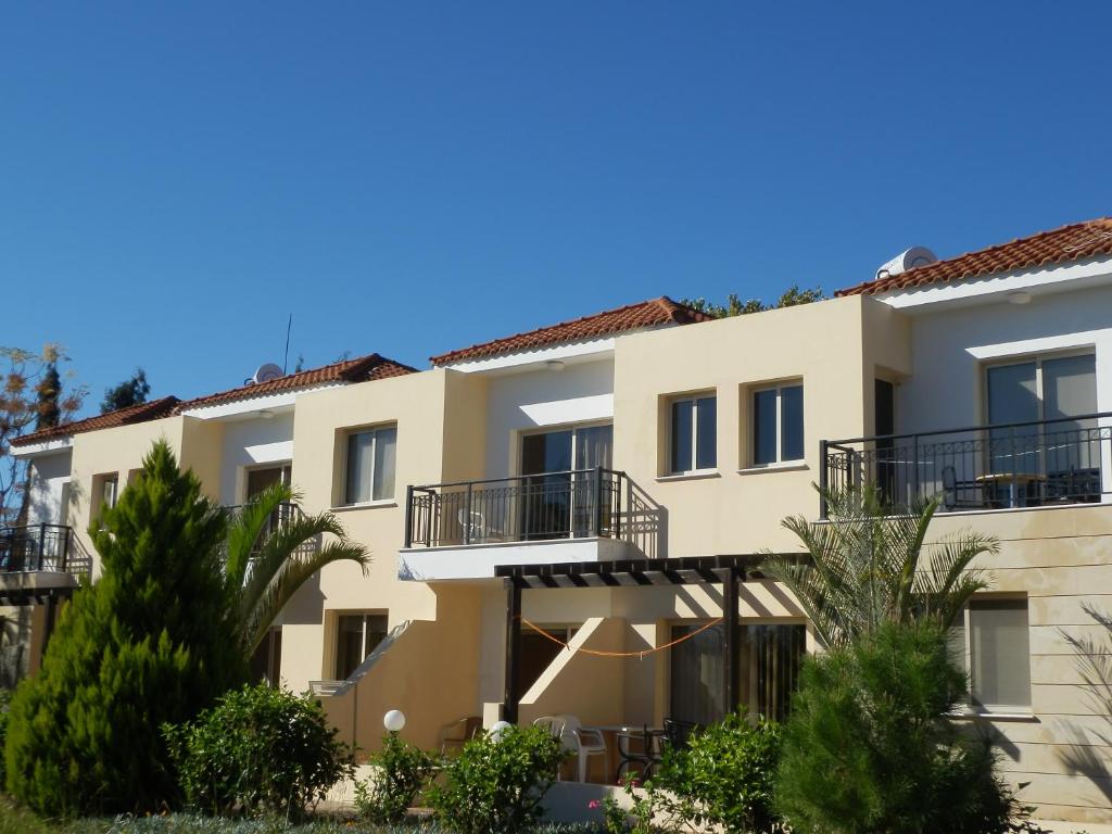Byreva Apartments - Paphos