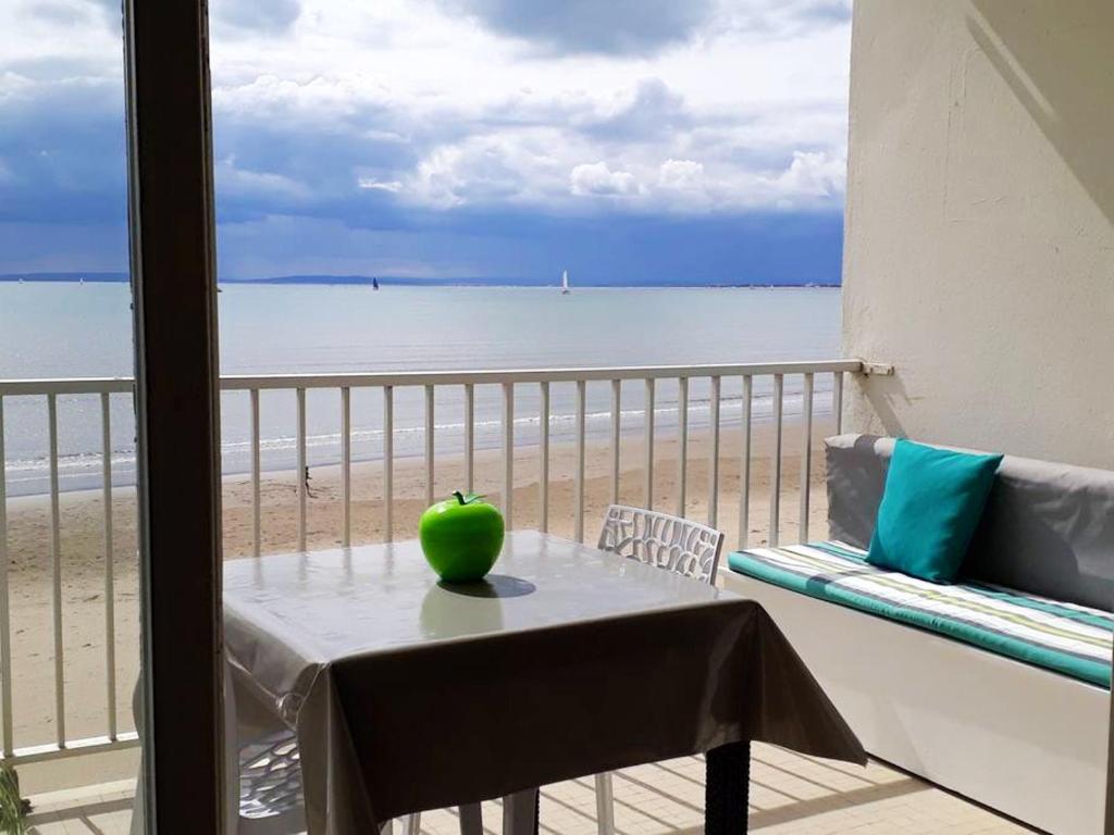 Homerez - 50 M Away From The Beach! Appartement For 4 Ppl. At Le Grau-du-roi - Aigues-Mortes