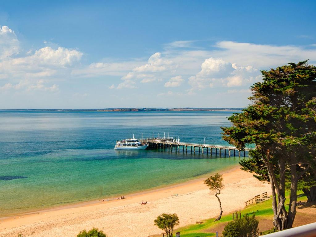Beachfront Penthouse Cowes - Phillip Island
