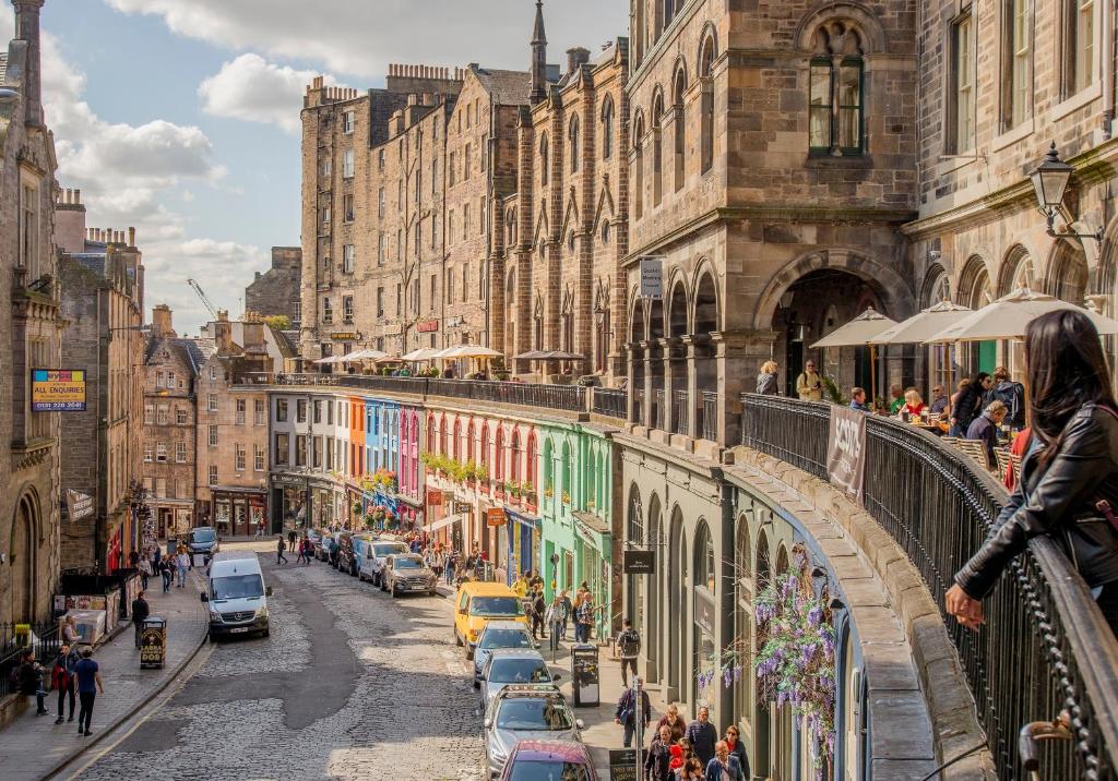 West Bow Just Off Royal Mile - マッセルバラ
