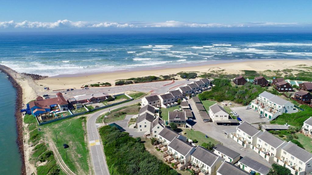 39 Settler Sands Beachfront Accommodation Sea And River View - Port Alfred