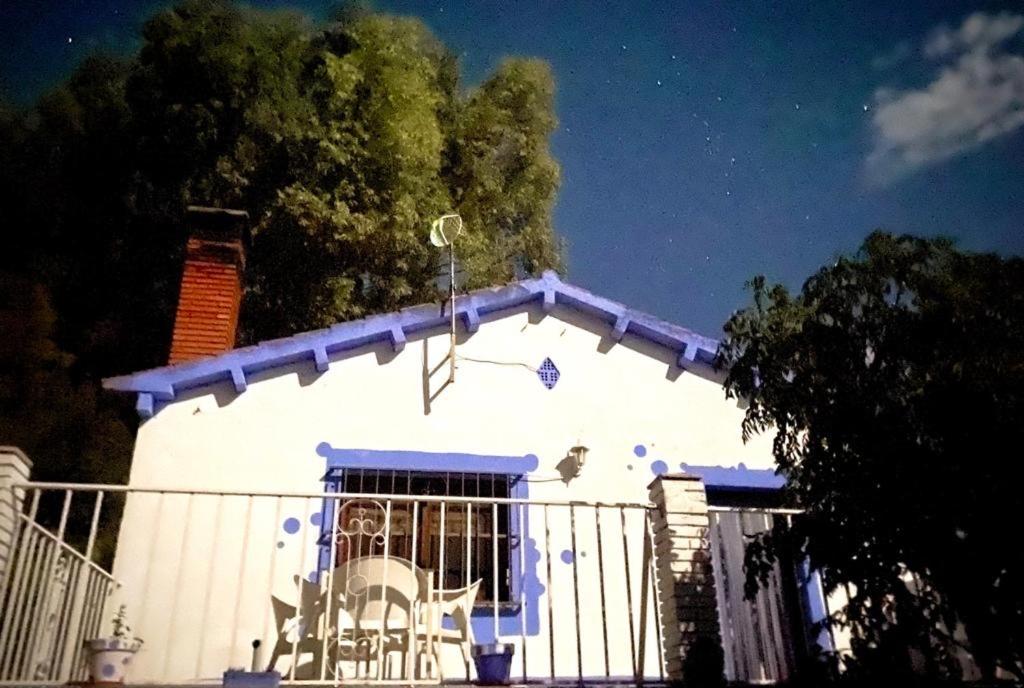 La Casa De Las Burbujas Azules - Laguna Salada