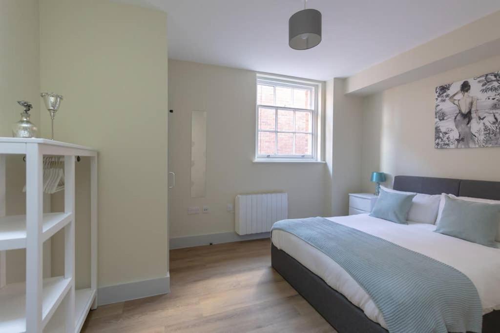 Apartment 4, Isabella House, Aparthotel, By Rentmyhouse - Herefordshire