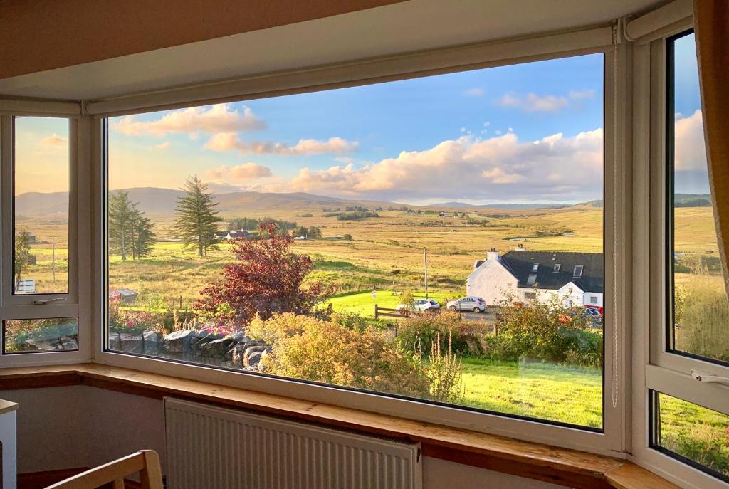 Self-catering House Has Stunning View Near Portree - Portree