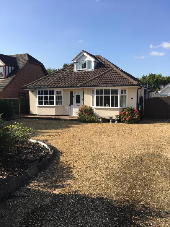 Redcot Holiday Bungalow - Knutsford