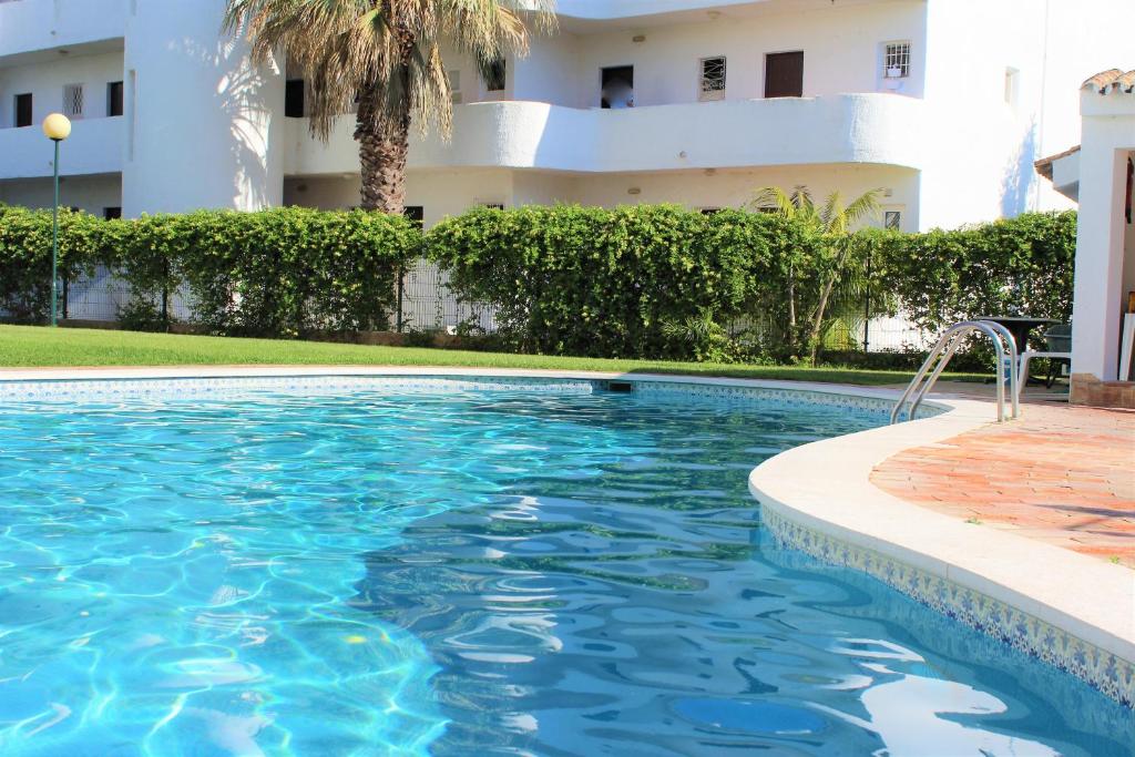 Sunny Apartment-pool View-fiber Wifi-free Parking - Quarteira