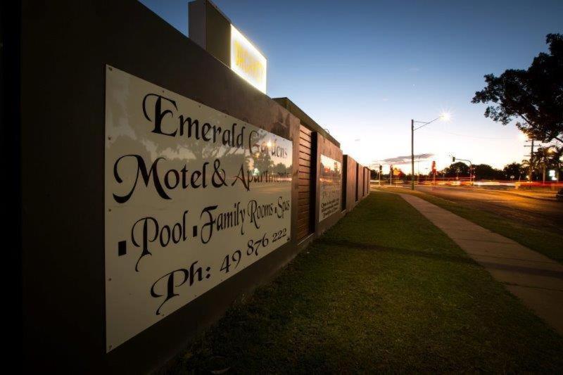 Emerald Gardens Motel & Apartments - Queensland