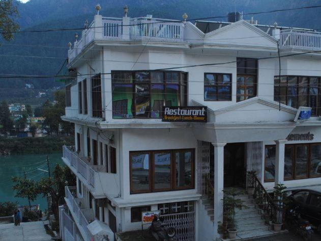 5 Elements Hotels - Uttarkashi