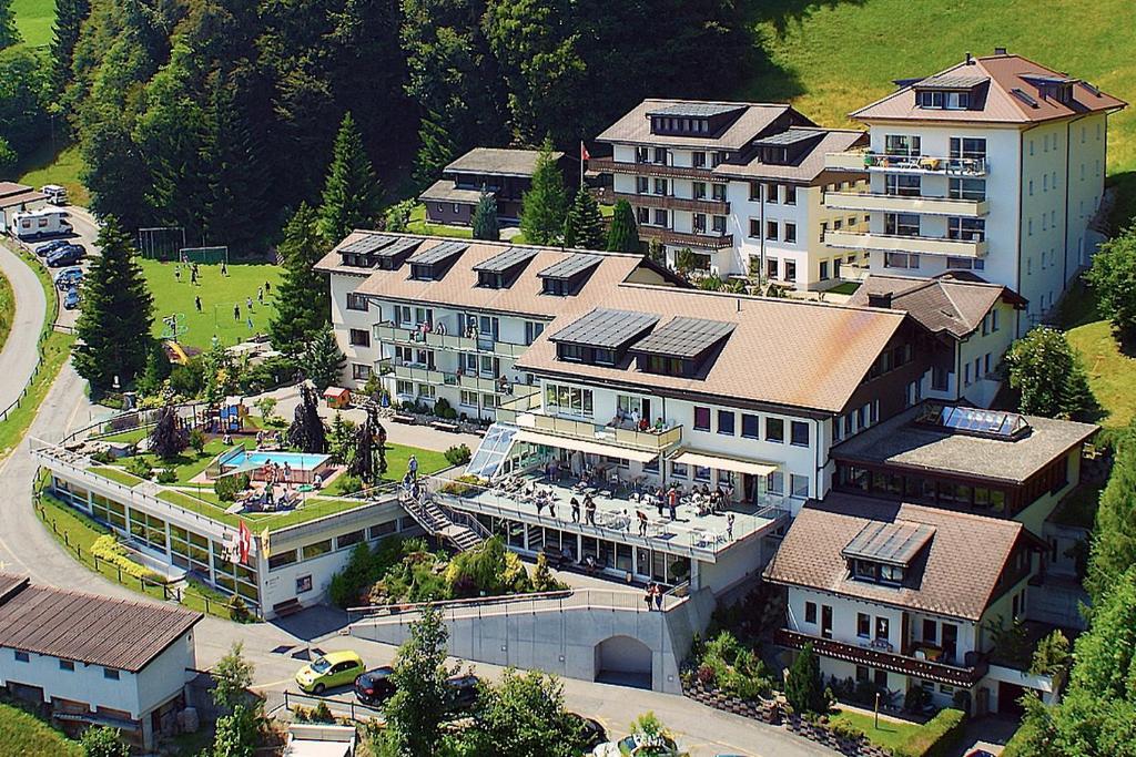 Ferienwohnungen Jhs - Graubünden