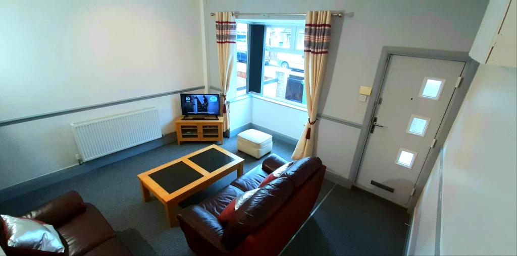 Grimsby-Cleethorpes Sleeps 7 - Lincolnshire
