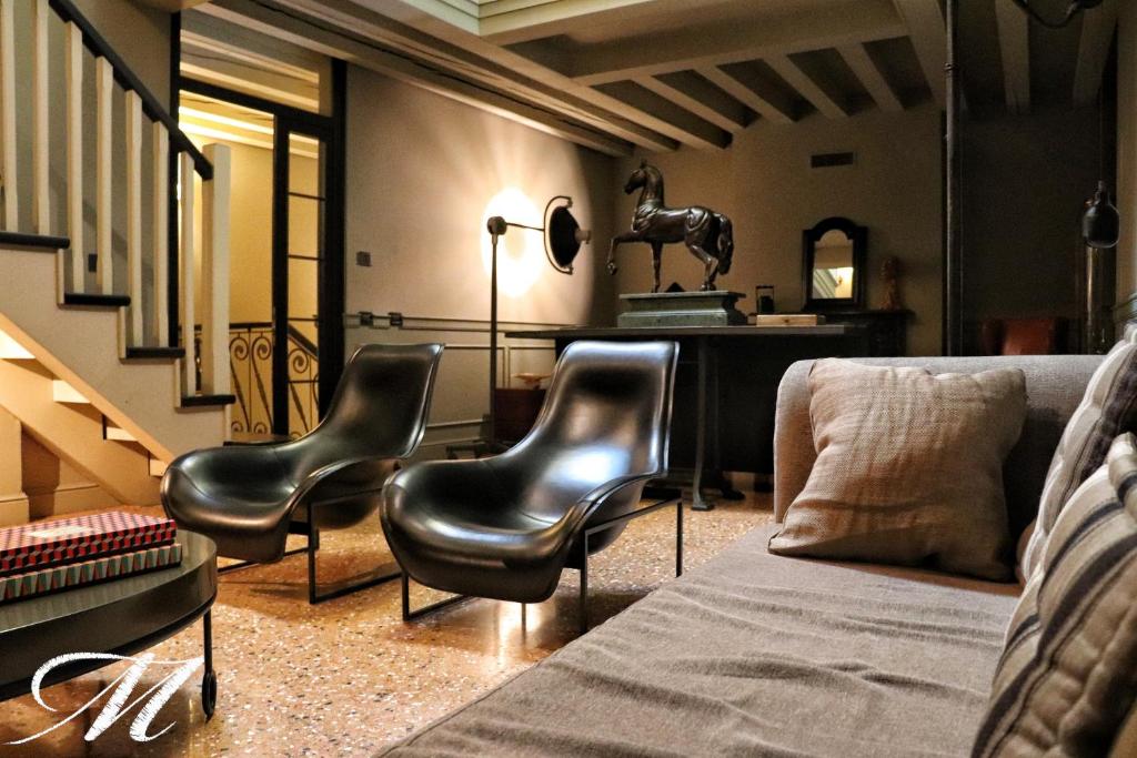 Classic Suites In Boutique Hotel - Treviso