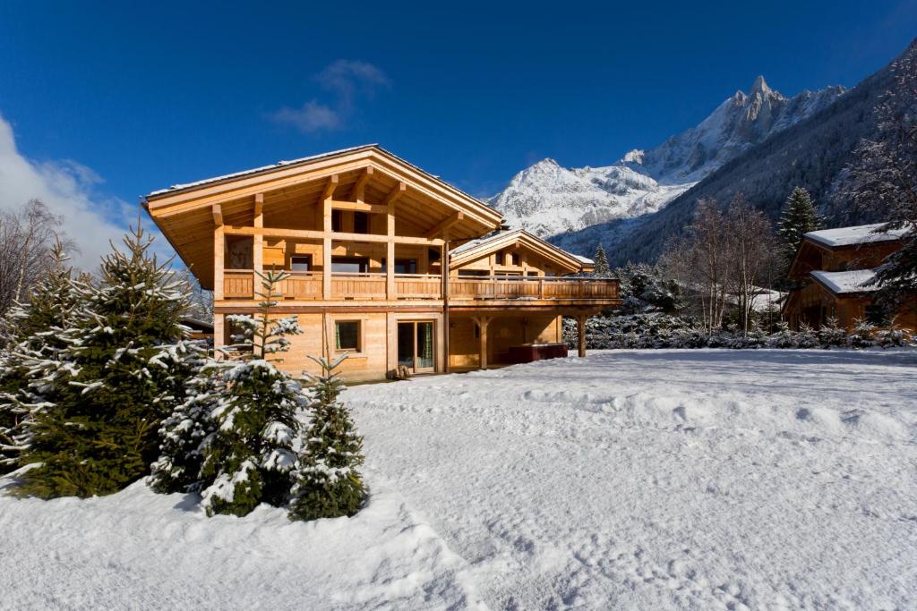Chalet Isabelle Mountain Lodge 5 Star 5 Bedroom En Suite Sauna Jacuzzi - Chamonix
