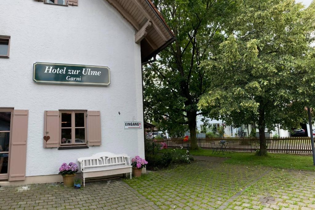 Hotel Zur Ulme - Ebersberg