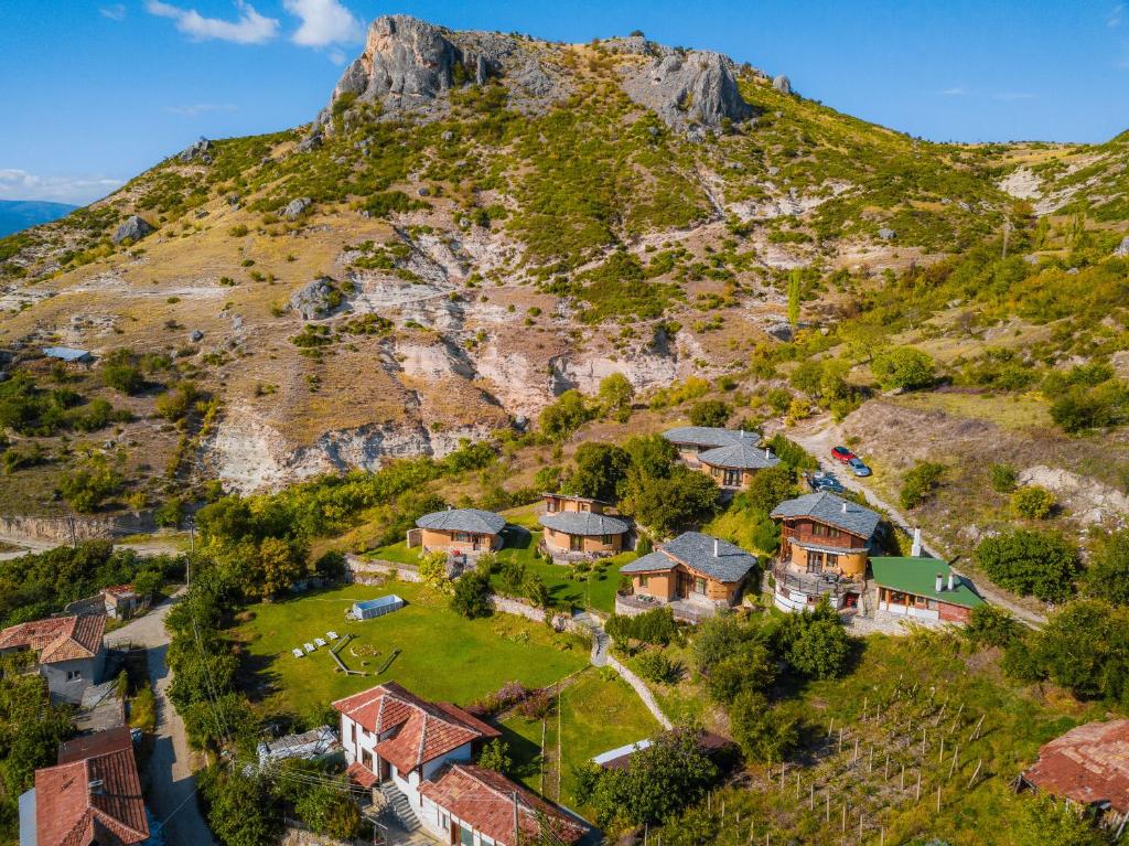 Eco Village Under The Cliffs - Bulgarie