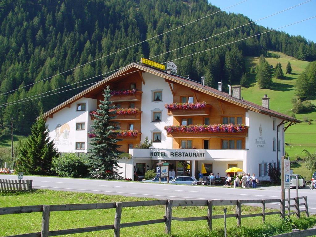Hotel Bergblick - Resia