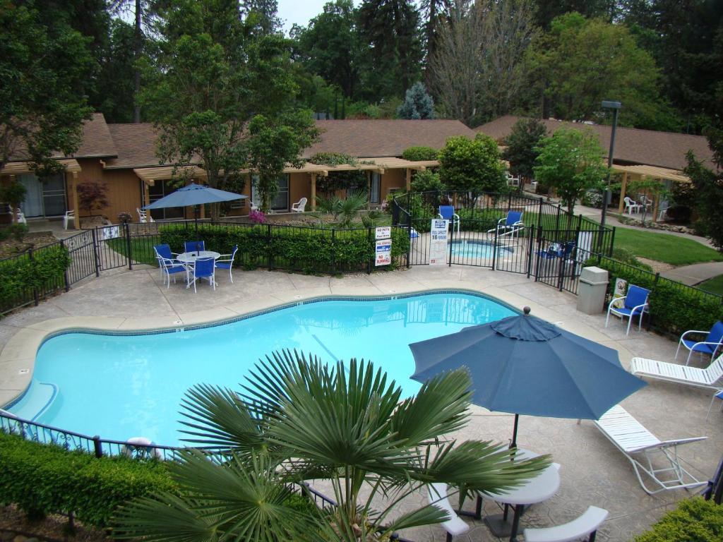 Ponderosa Gardens Motel - Paradise, CA