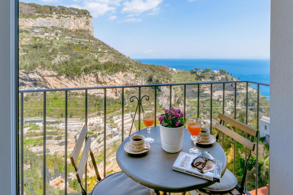 Charming House With Beautiful View - Amalfi Coast