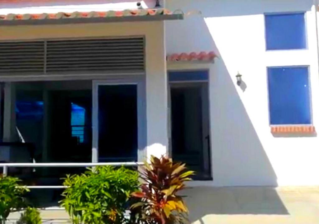Casa Campestre con Piscina Privada y Turco en Girardot - Tolima