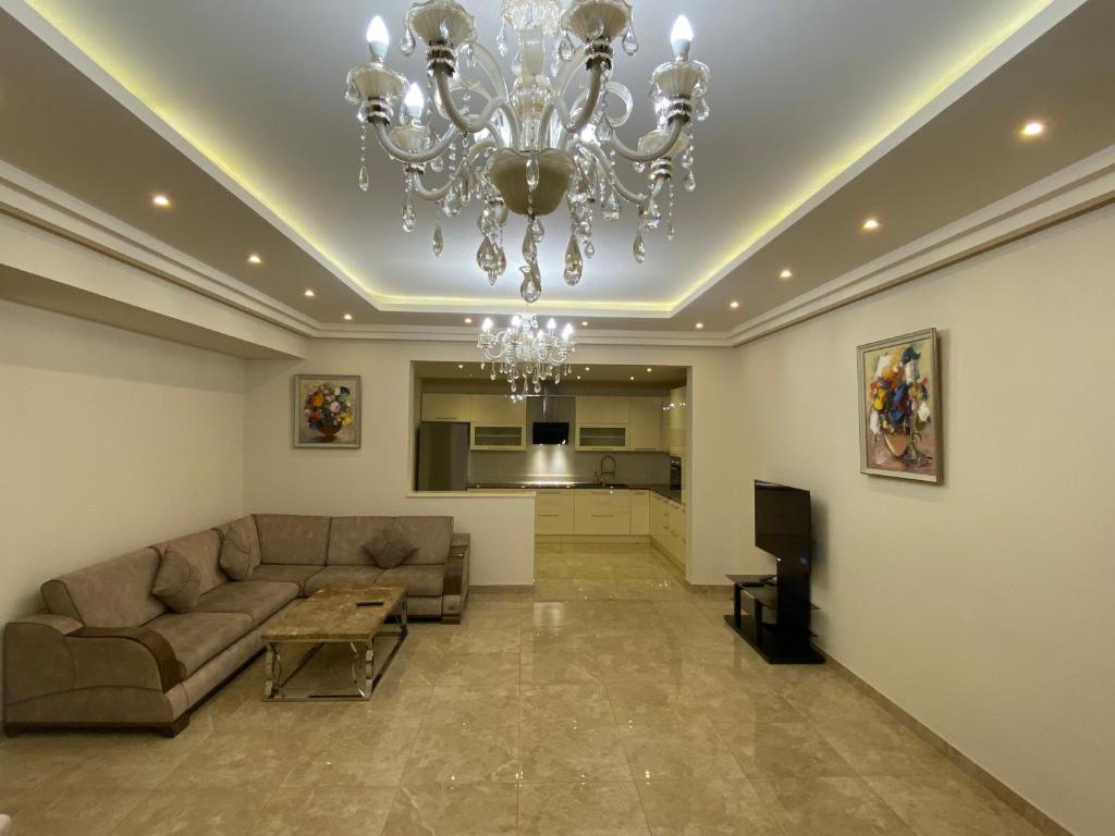 Teryan Street, 3 Bedrooms Luxury Apartment Tt977 - Armenia