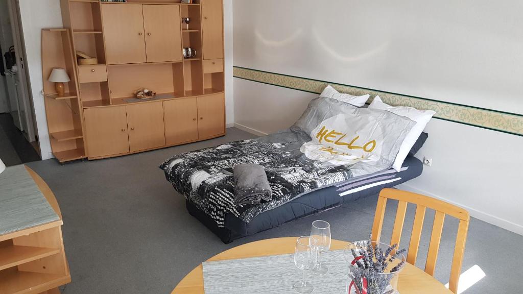 Appartement Lyon, Dardilly, Techlid Vue Sur Les Monts D'or - ibis budget Lyon Nord Dardilly