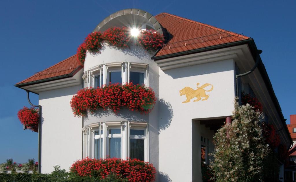 Landgasthof Hotel Löwen - Neubulach