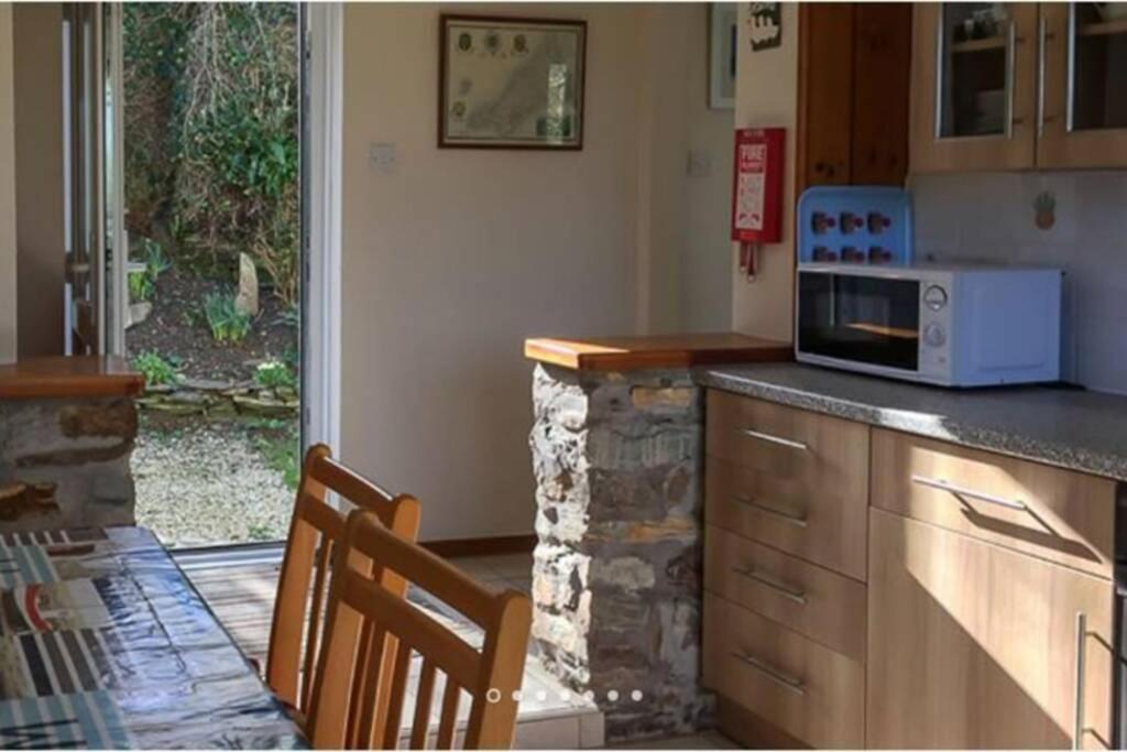 Padstow Cornwall Cottage Hot Tub Hire Wifi Parking - Padstow